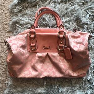 Vintage Y2K Coach Ashley in Peony Pink Patent Leather